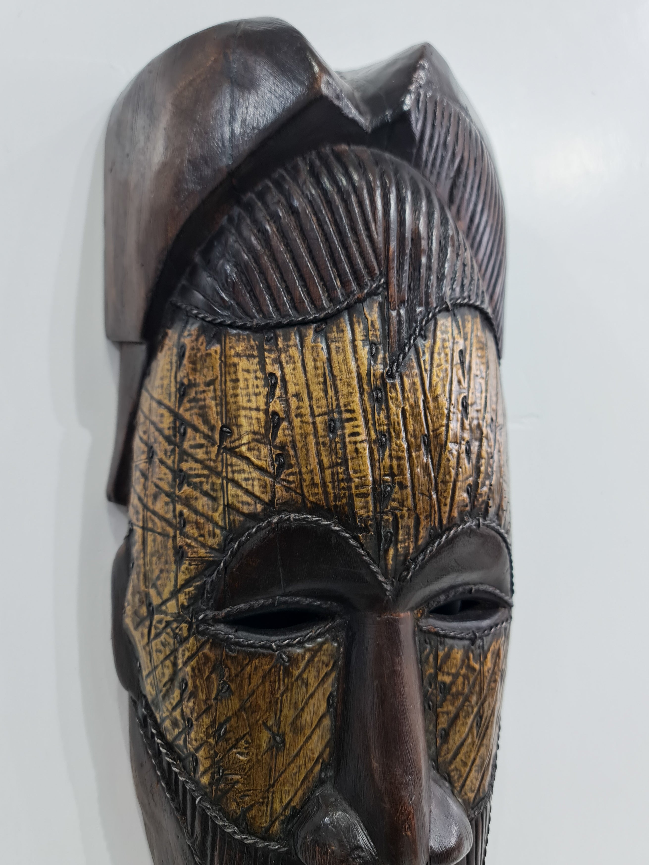 LNG Tikar Bronze Mask
