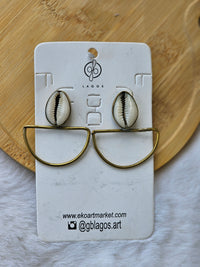 Cowrie Dia I Earrings